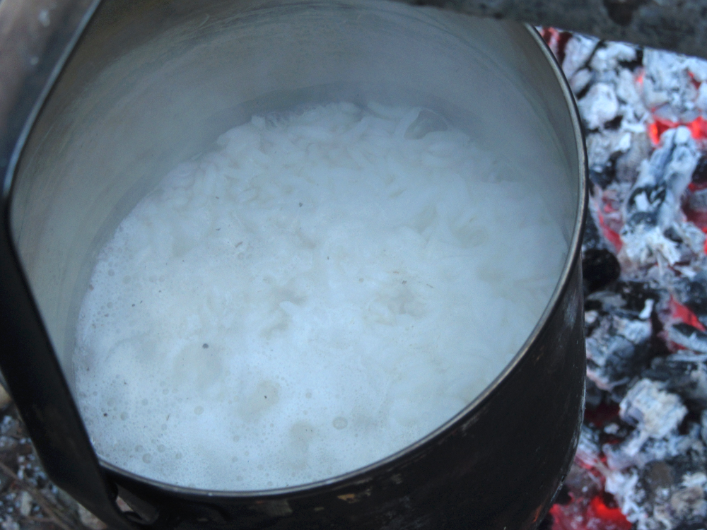 How to Cook Perfect Rice Over a Fire Without Measuring Bushcraft USA